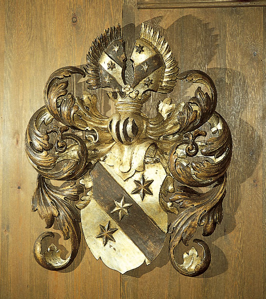 K-Wappen-Fam Köhle Speisesaal